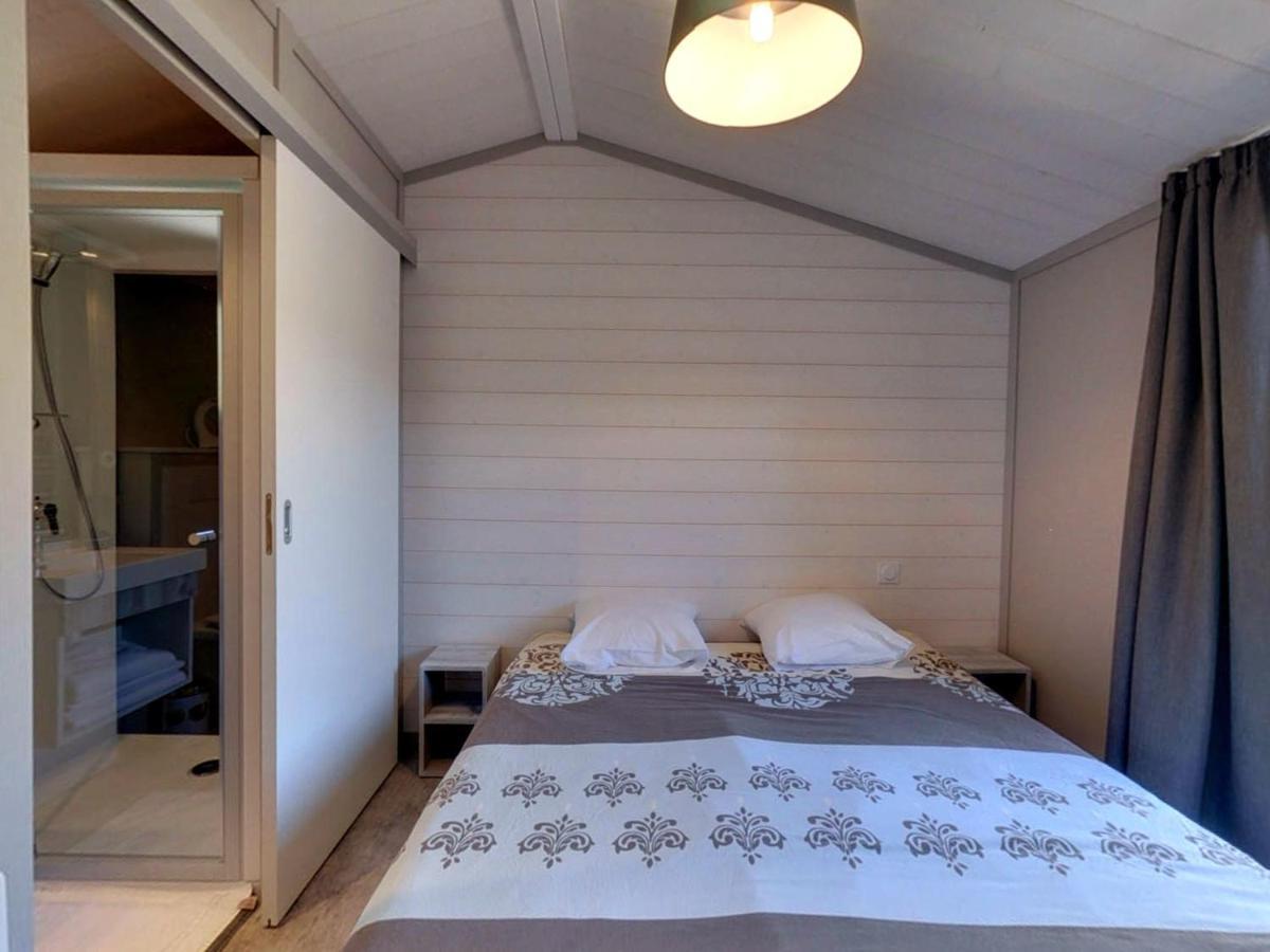 Camping Les Princes D'Orange Hotel Orpierre Екстериор снимка